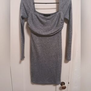 Elegant Gray Long Sleeve Dress
